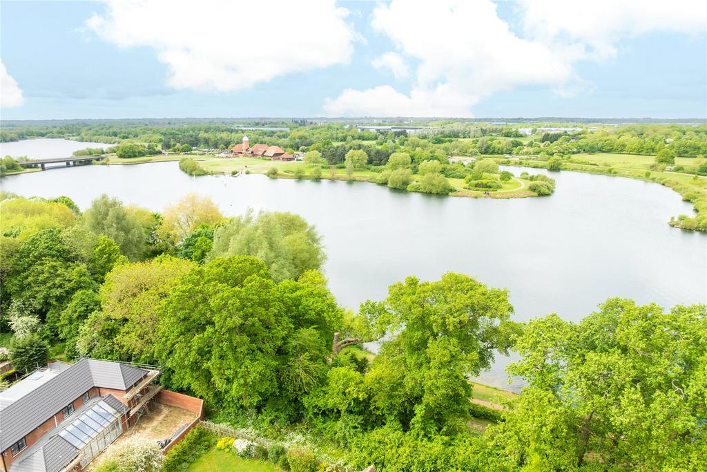 Caldecotte Lake