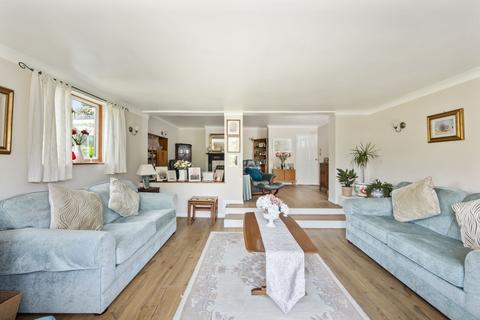2 bedroom detached bungalow for sale, Tinsley Lane, Crawley RH10