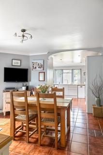 2 bedroom detached bungalow for sale, Tinsley Lane, Crawley RH10