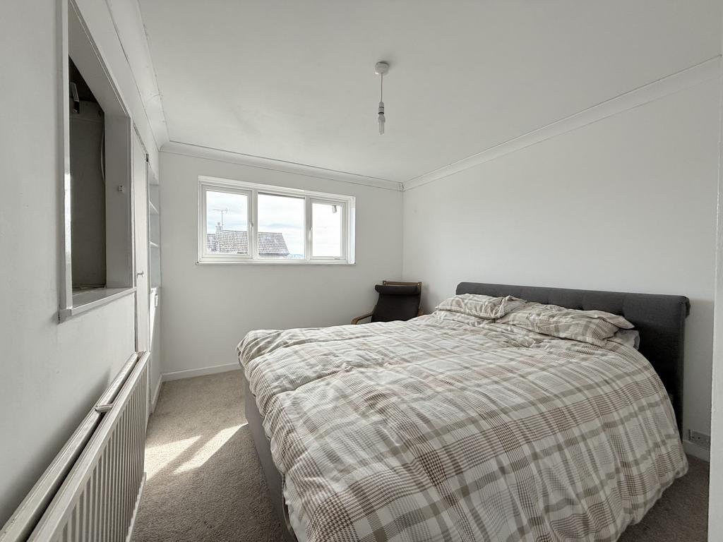 8 Mossgiel Avenue, Dumfries, DG2 9 EA - Braidwoods