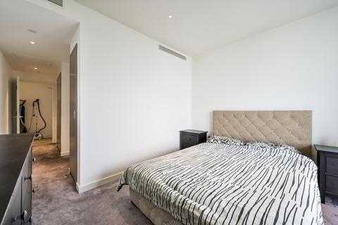 3 bedroom flat to rent, Charrington Tower, 11 Biscayne Avenue, London, E14.