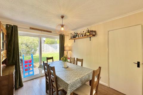 14 Britten Close, Hereford, HR1 2TT