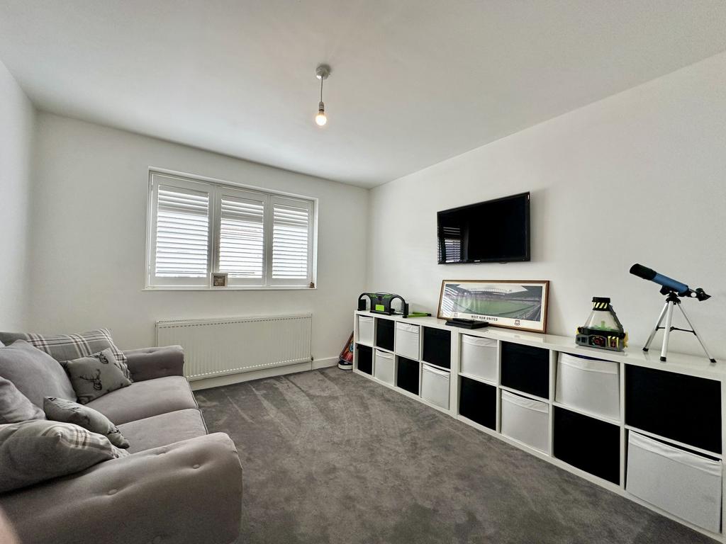 Ground Floor Bedroom / Reception