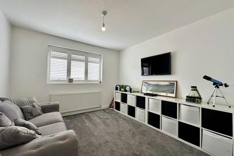 17 Abbey Road, Billericay, CM12 9NF