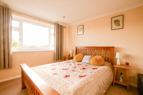 3 bedroom detached bungalow for sale, 2 Whitestone Road, Bodmin, PL31 1PE