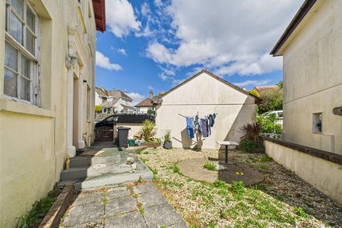 3 bedroom end of terrace house for sale, Tremeddan Court, Cornwall PL14