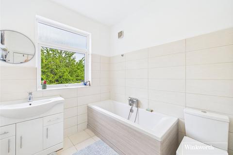 35 Southfields, London, NW4 4LX