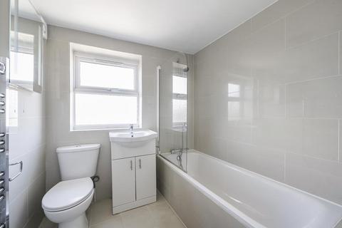 undefined, Finchley Road,  Hampstead,  NW3