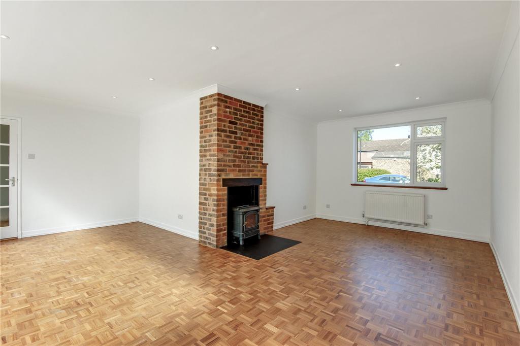 Sitting/Dining Room