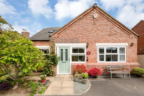 3 bedroom detached house for sale, Main Street, Kirby Bellars