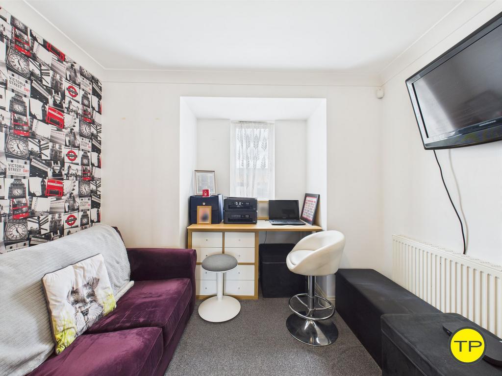 Snug / Office