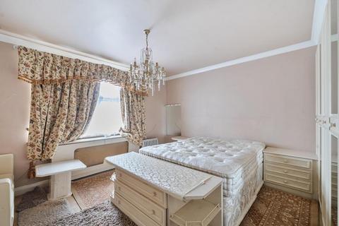 4 bedroom detached house for sale, Brockley Close, Stanmore HA7