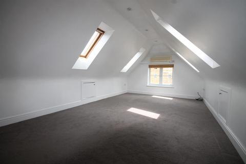 2 bedroom apartment for sale, Parsonage Road, Horsham