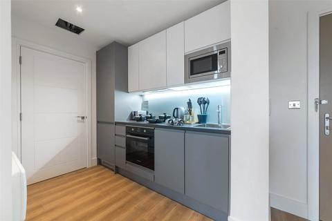 1 bedroom apartment to rent, Wood Street, West Sussex RH19
