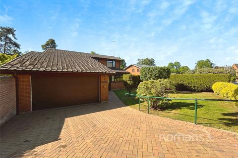 4 bedroom detached house for sale, Coleridge Avenue, Yateley, Hampshire