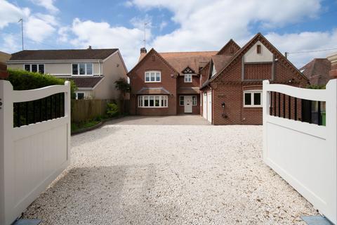 Elmcroft Henley Road, Ullenhall, Henley-in-arden, B95 5NN