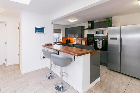 3 bedroom detached bungalow for sale, Derwent Park Close, Sutton On Derwent, York, YO41 4BQ