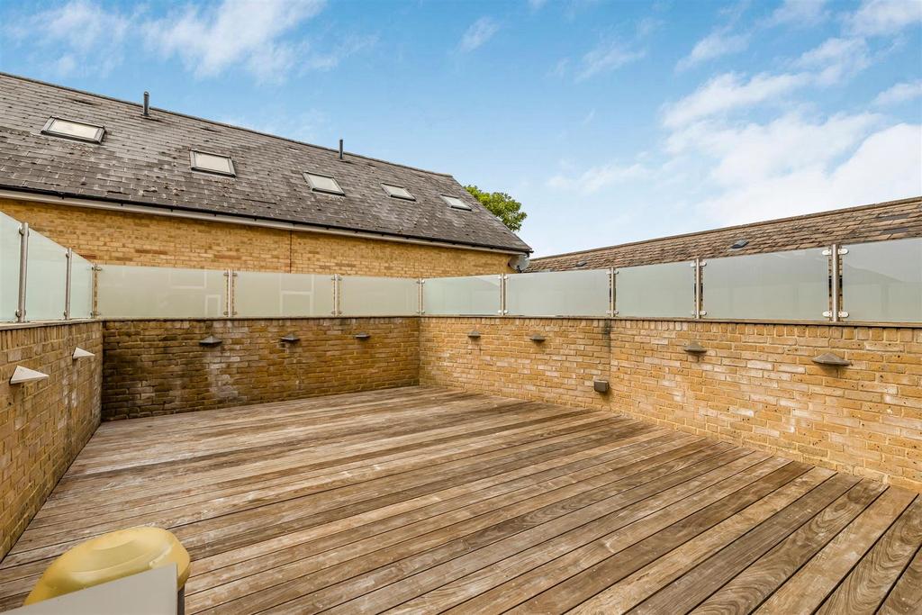 28c Sheen Lane-17.jpg
