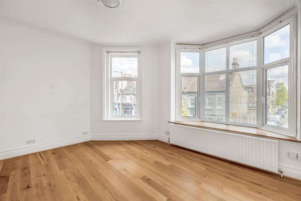 28c Sheen Lane-1.jpg