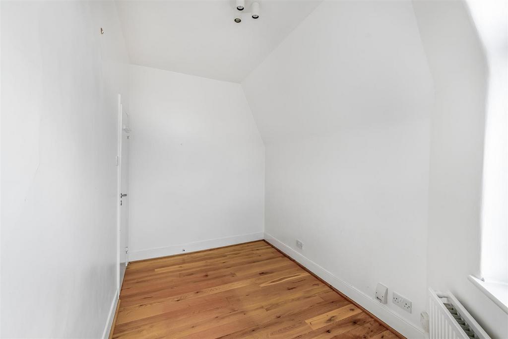 28c Sheen Lane-14.jpg