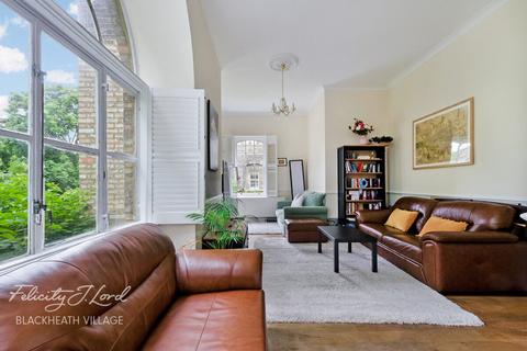 2 bedroom apartment for sale, Gilbert Close, London