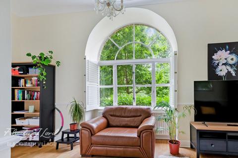 2 bedroom apartment for sale, Gilbert Close, London