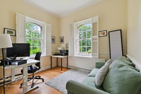 2 bedroom apartment for sale, Gilbert Close, London