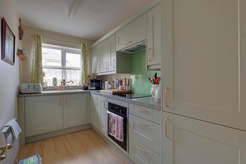 2 bedroom flat for sale, Walberton Court, St Colemans Avenue, Cosham