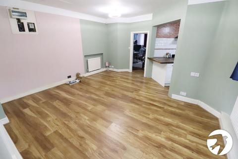 5 Hillside, Erith, DA8 1DA