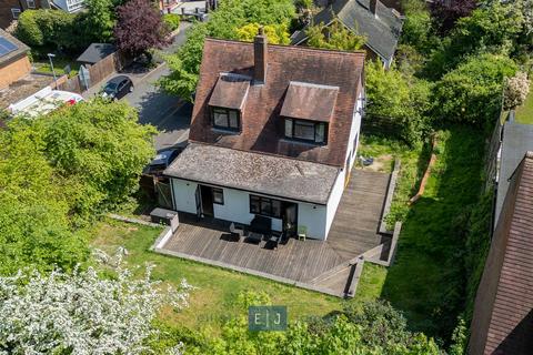 3 bedroom detached house for sale, Scotland Road, Buckhurst Hill IG9