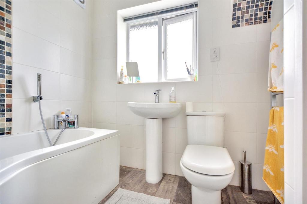 Bathroom.jpeg