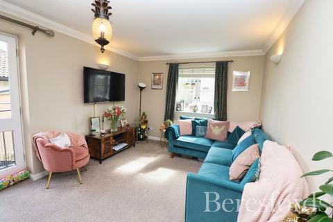 15 Springfield Basin, Chelmsford, CM2 6YQ