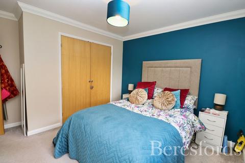 15 Springfield Basin, Chelmsford, CM2 6YQ