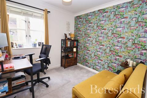 15 Springfield Basin, Chelmsford, CM2 6YQ