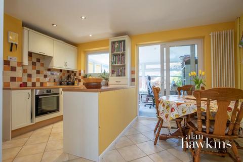 57 Saffron Close, Royal Wootton Bassett, Swindon, SN4 7JB