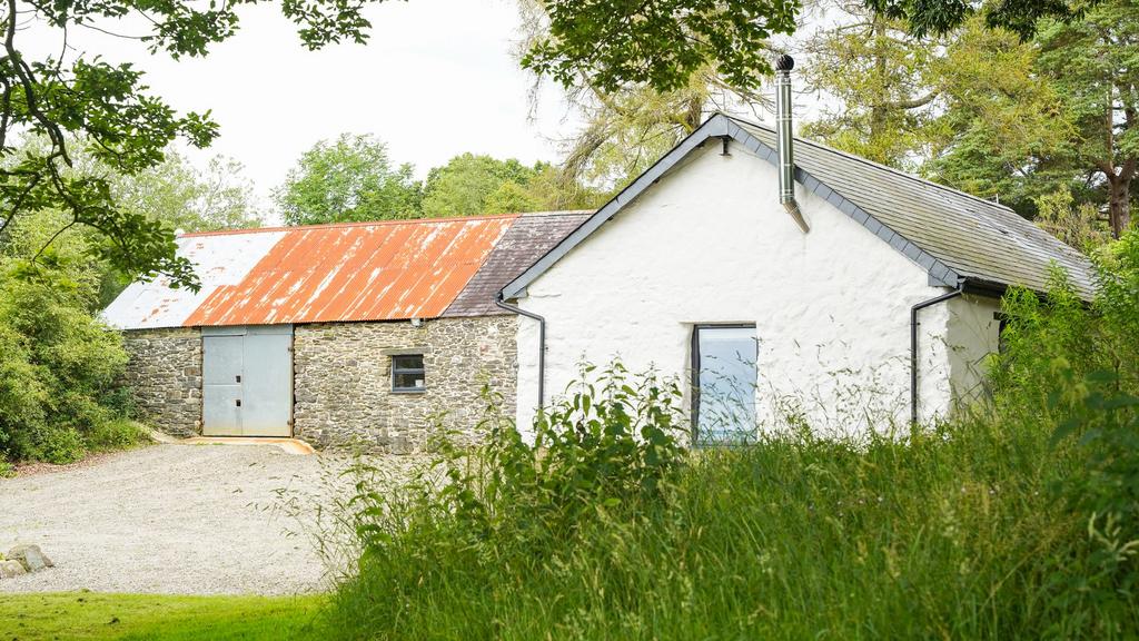 Workshop / Barn: