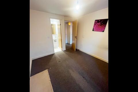 2 bedroom flat for sale, Royal Quay, Liverpool, L3