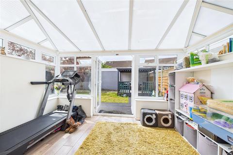 20 Blackthorn Square, Clevedon, BS21 5EF