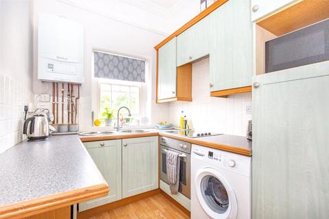 39c Chandos Road, Bristol, BS6 6PQ