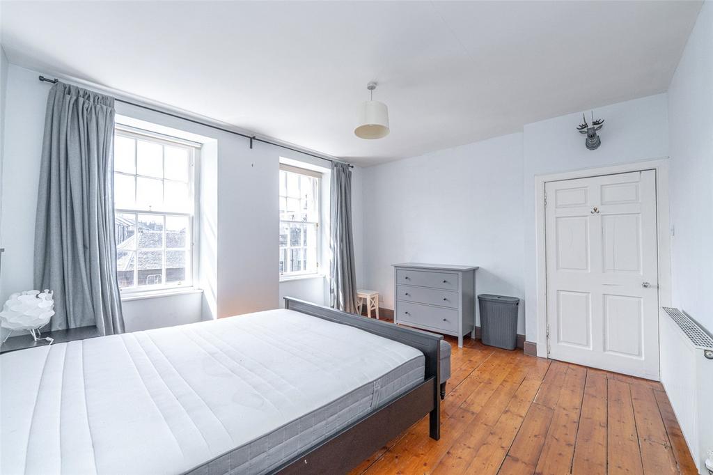 Bedroom 1 Alt