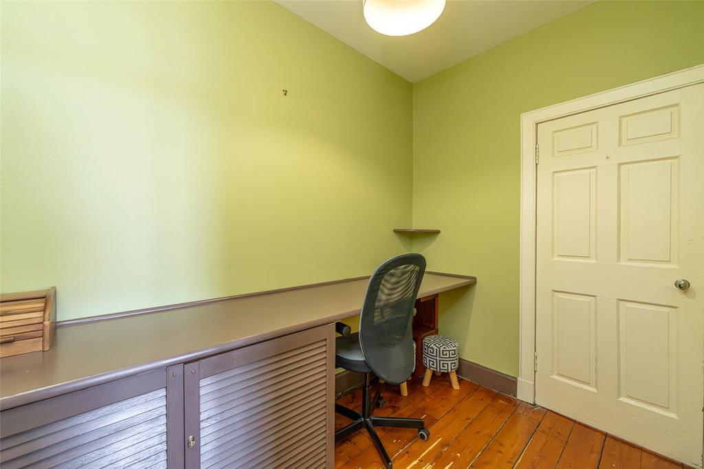 Boxroom Alt