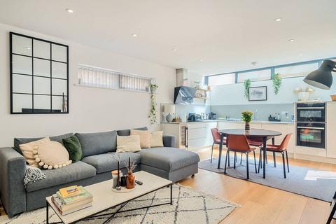 1 bedroom flat for sale, Regan Court, Regan Way, Hoxton, London, N1