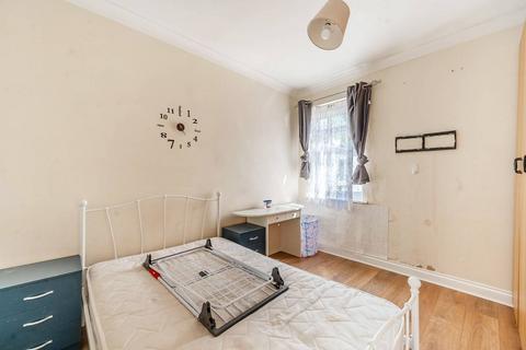 2 bedroom maisonette for sale, Graham Road, Wealdstone, London, HA3