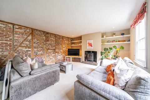 undefined, London Road, Mitcham, CR4