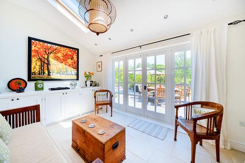 Pipers Croft Clandon Road, West Clandon, Guildford, GU4 7UW