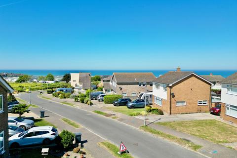 3 bedroom chalet for sale, Clifton Park, Cromer, NR27