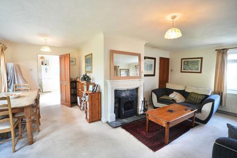 3 bedroom chalet for sale, Clifton Park, Cromer, NR27