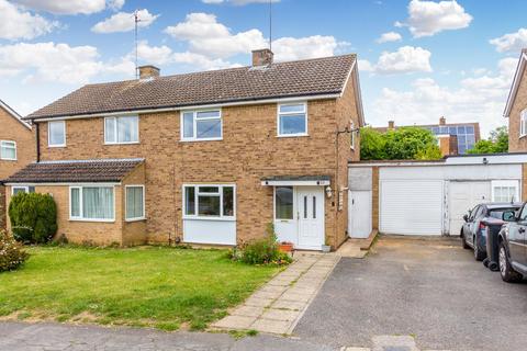 10 Barnwell Drive, Rushden, NN10 9HP