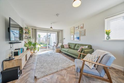 3 bedroom detached house for sale, 55 Oakfield Park, Kirkby Lonsdale, LA6 2FQ