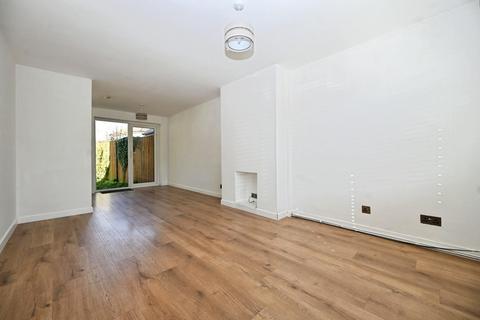 3 bedroom semi-detached house for sale, Fernbank Drive, Baildon